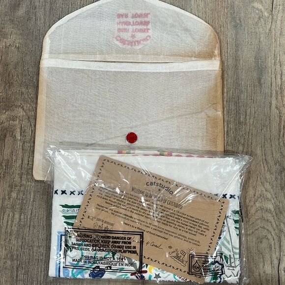 Catstudio Montana dish/hand towel 20x29” - Picture 2 of 4